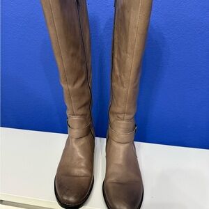 Born grey leather wide calf boots - women’s 9